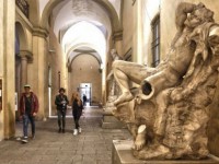 Un selfie provoca desperfectos en una estatua italiana del siglo XIX